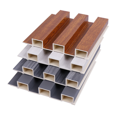 Kualitas Papan Dinding Kayu WPC Co-Extruded yang Disesuaikan Tahan Api Pabrik