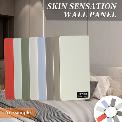 Kualitas Lebar 1,22m PVC Skin Feel Dekorasi Desain Interior Panel Isolasi Dinding Pabrik
