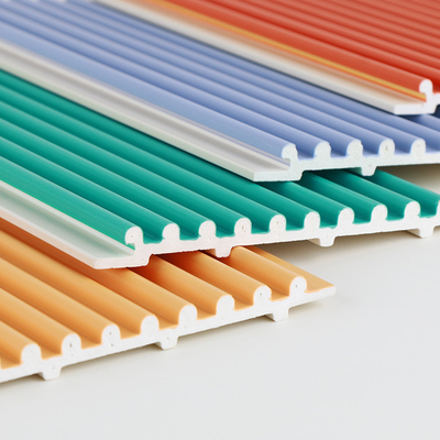Kualitas Co Panel dinding PVC komposit plastik kayu yang diekstrusi 15mm Pabrik