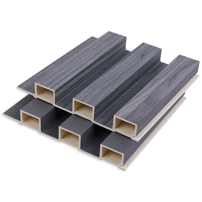 Kualitas Papan Dinding Kayu WPC Co-Extruded yang Disesuaikan Tahan Api Pabrik